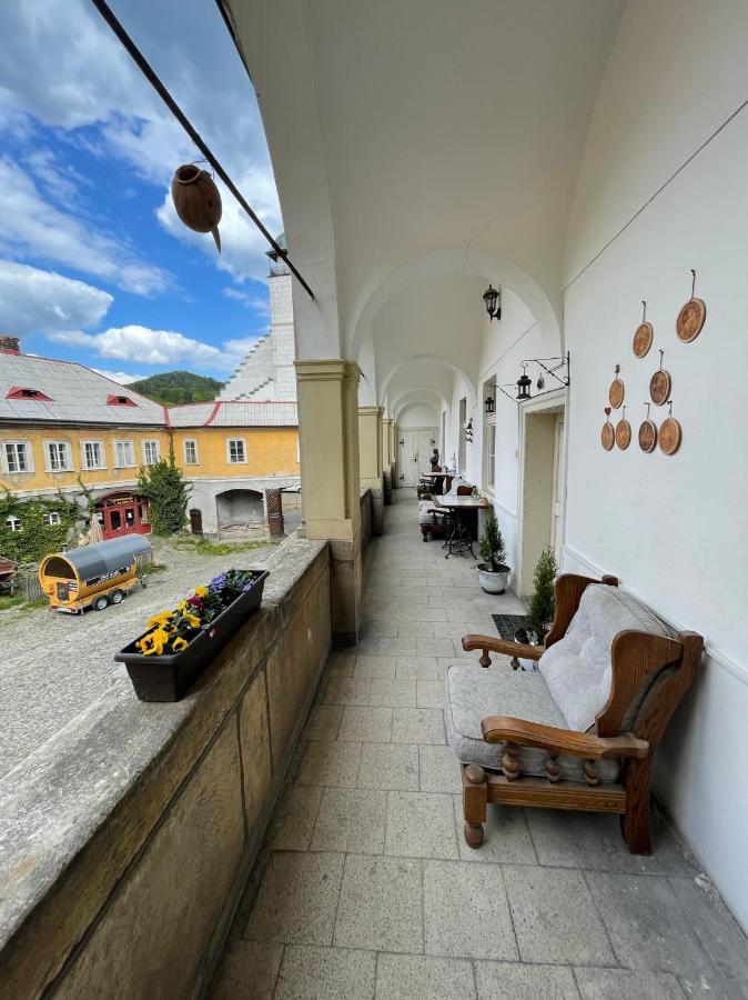 Apartman Gold Na Zamku Ческа-Каменице Экстерьер фото